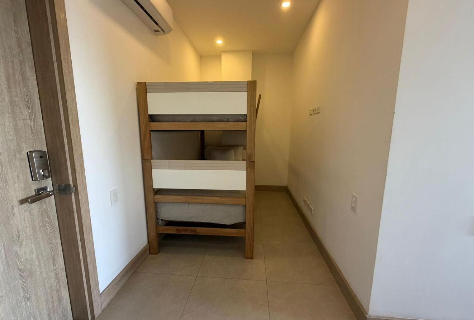 Encantador Espacio Con Salida Al Mar En Manzanillo *